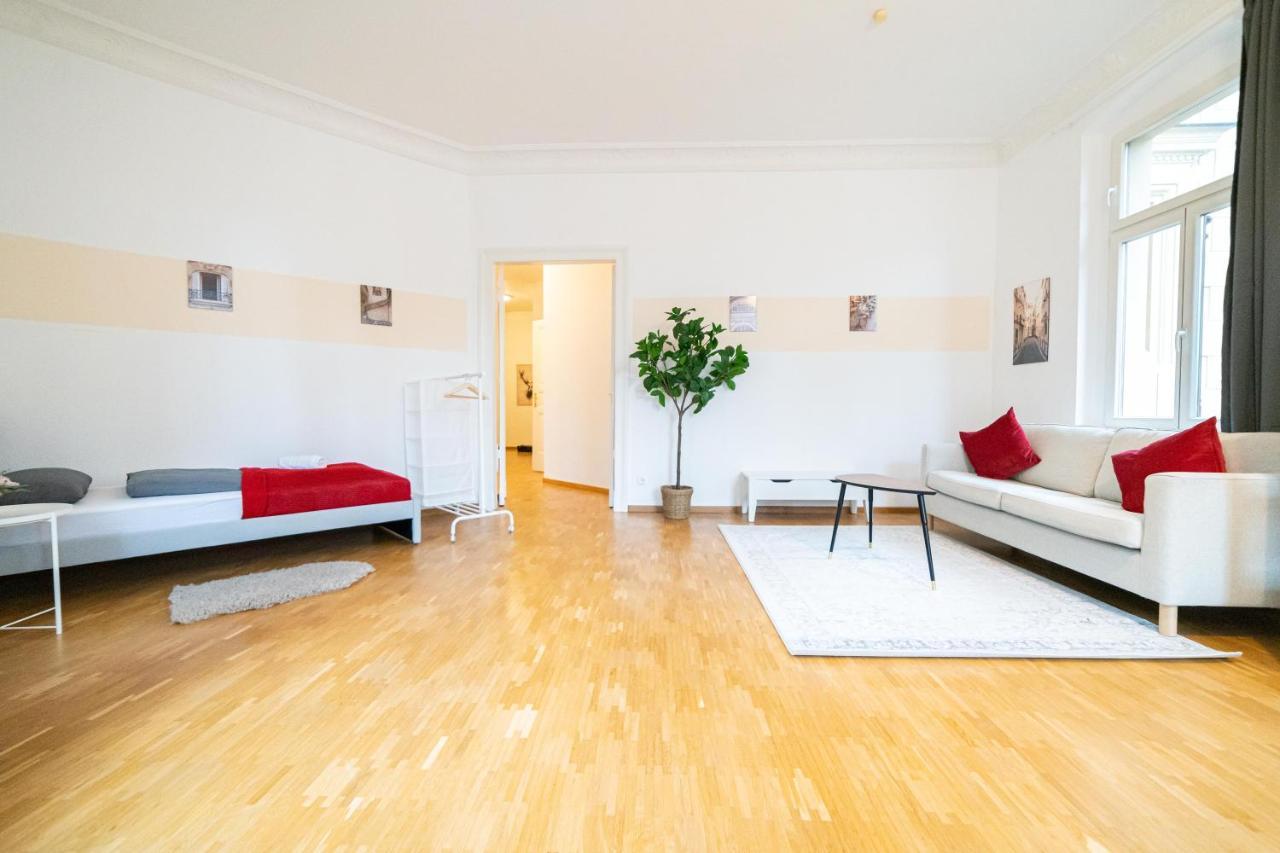 Fullhouse - Halle - Vs7 - 3 Beds - Nespresso Zewnętrze zdjęcie